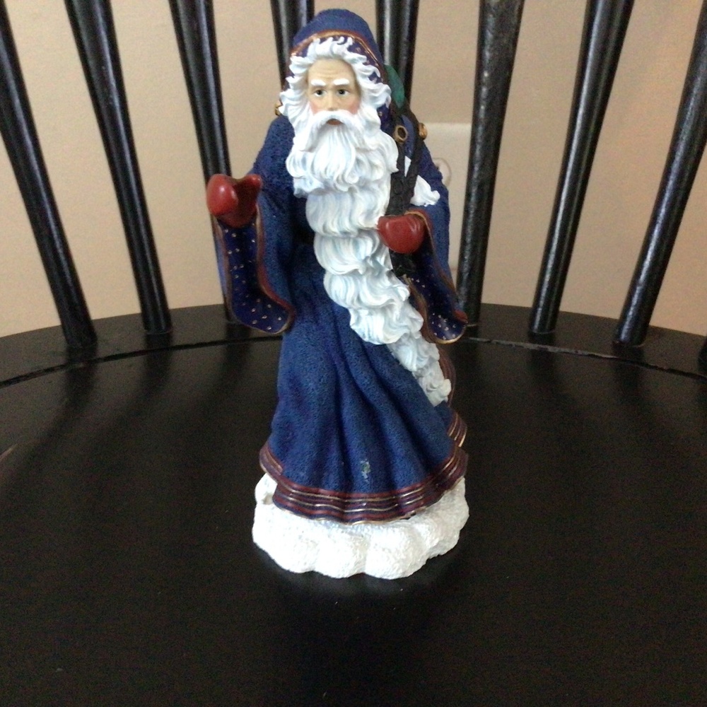 Pipka Reflections-of Christmas Father Christmas